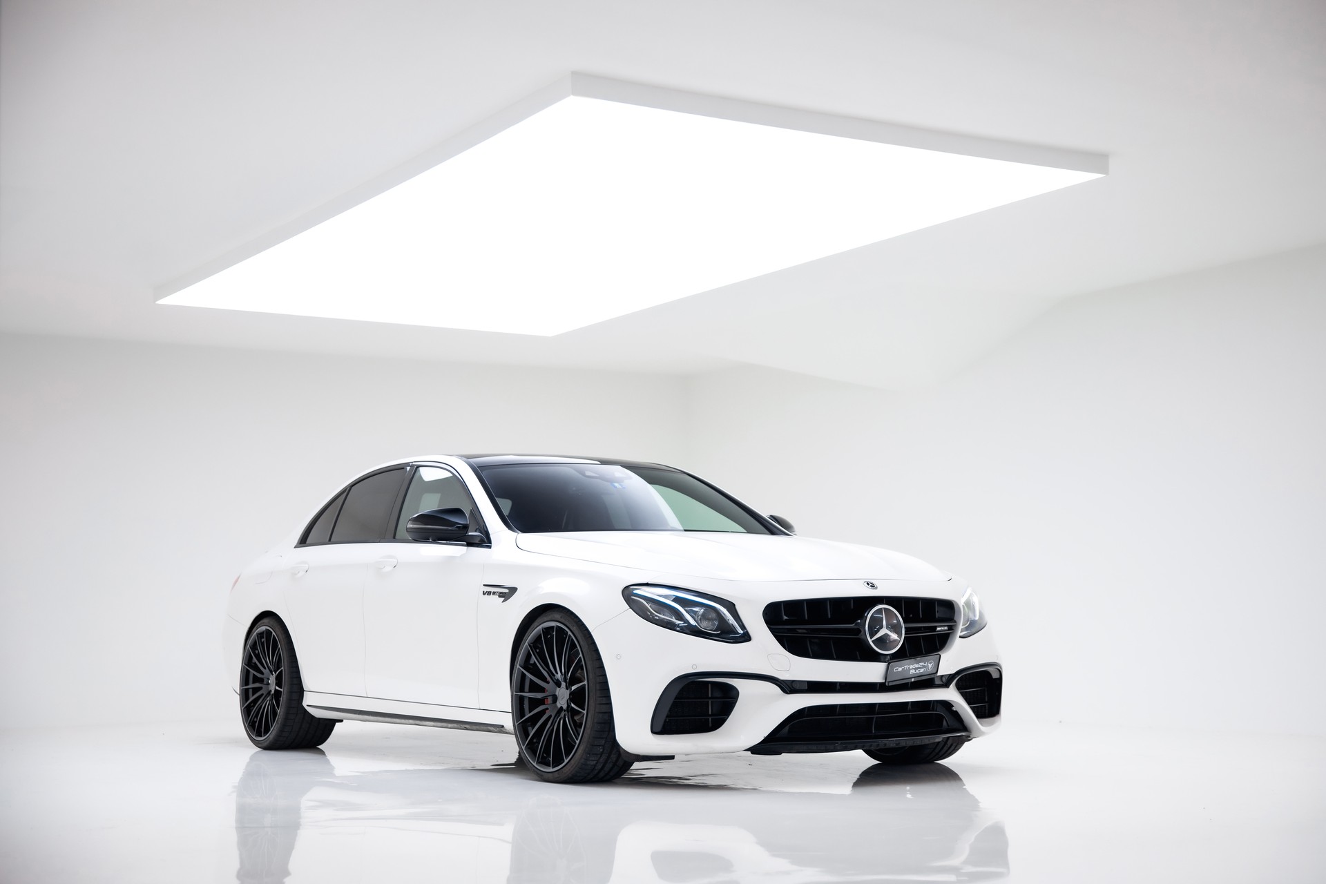 MERCEDES-BENZ E 63 AMG S 4Matic Speedshift MCT-image-2