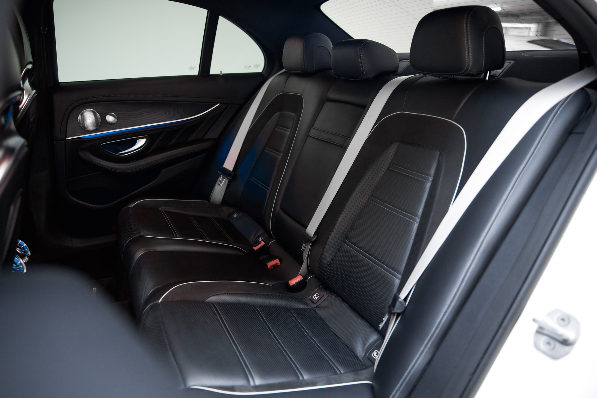 MERCEDES-BENZ E 63 AMG S 4Matic Speedshift MCT-image-20