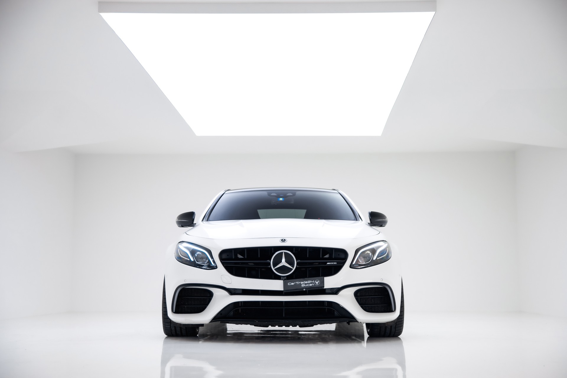 MERCEDES-BENZ E 63 AMG S 4Matic Speedshift MCT-image-1