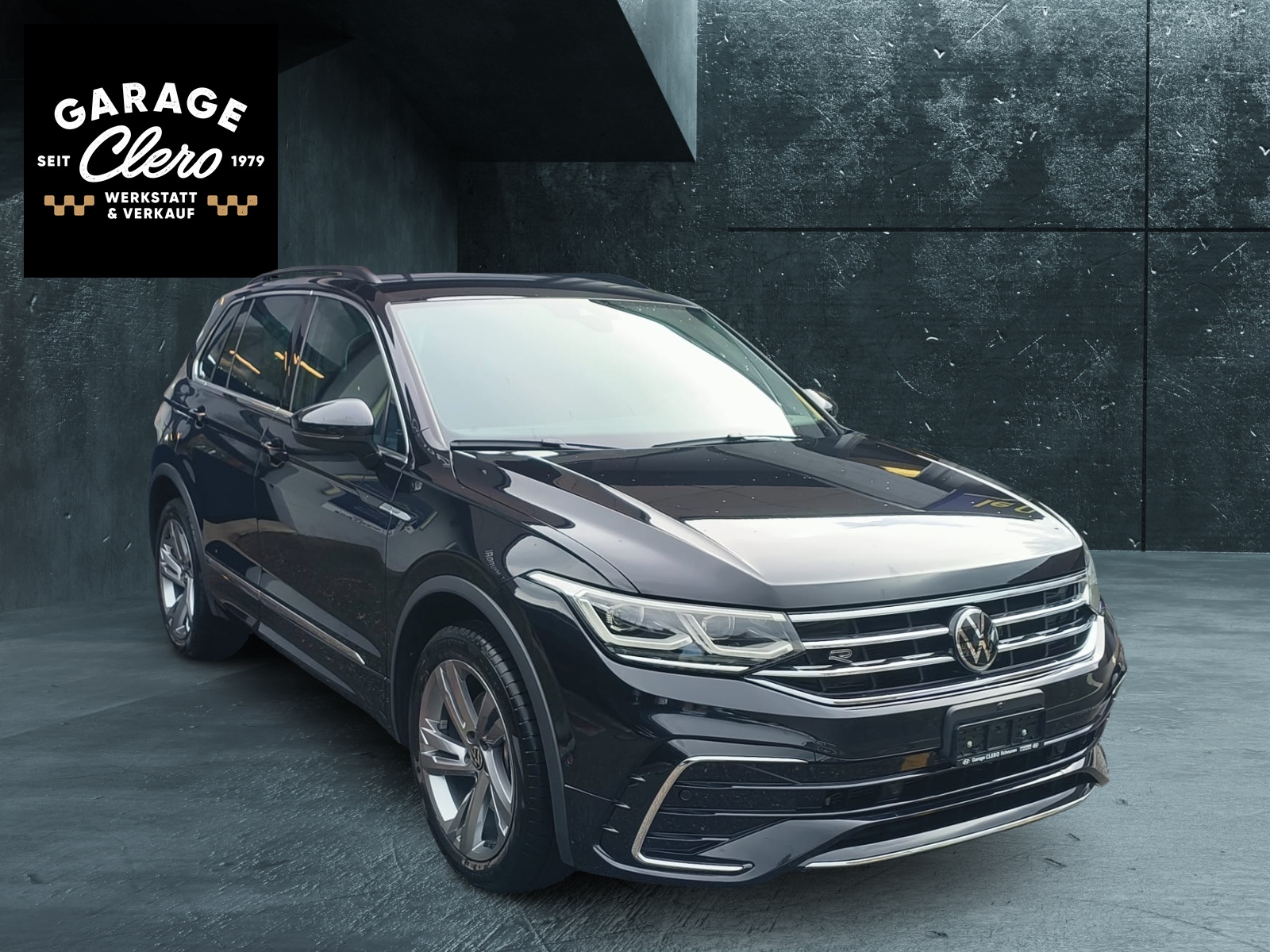 VW Tiguan 2.0TSI R-Line 4Motion DSG-image-3