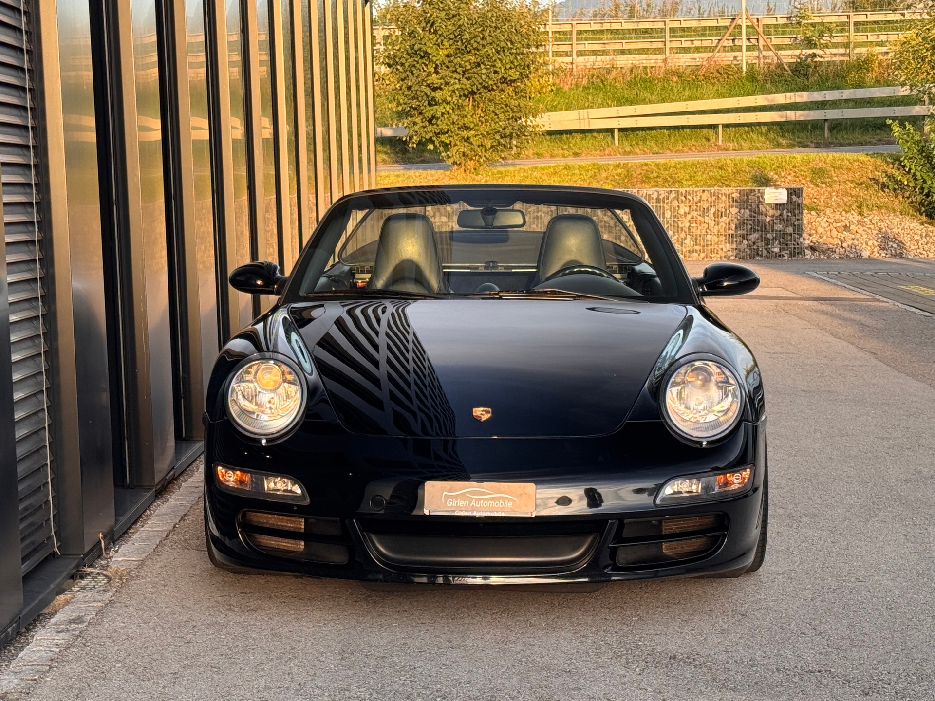 PORSCHE 911 Cabrio Carrera 4S-image-1