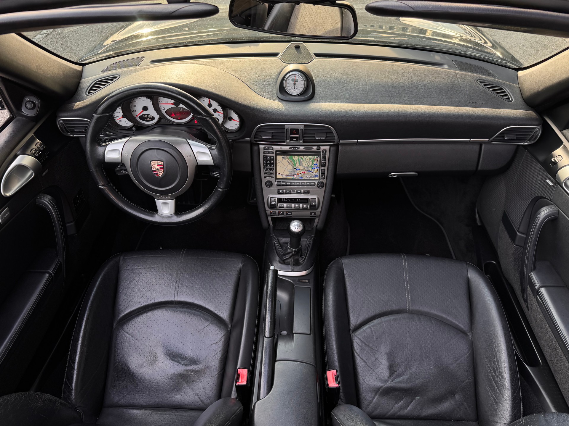 PORSCHE 911 Cabrio Carrera 4S-image-13