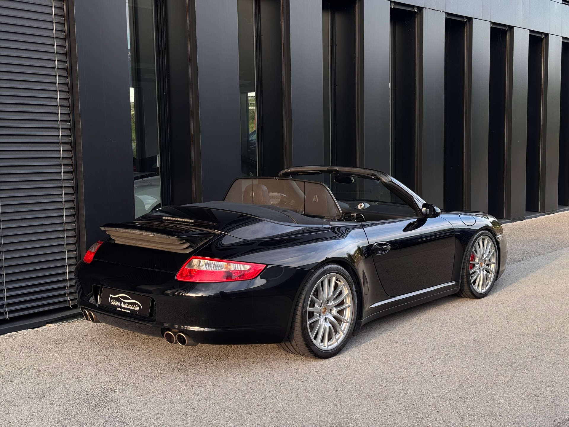 PORSCHE 911 Cabrio Carrera 4S-image-10