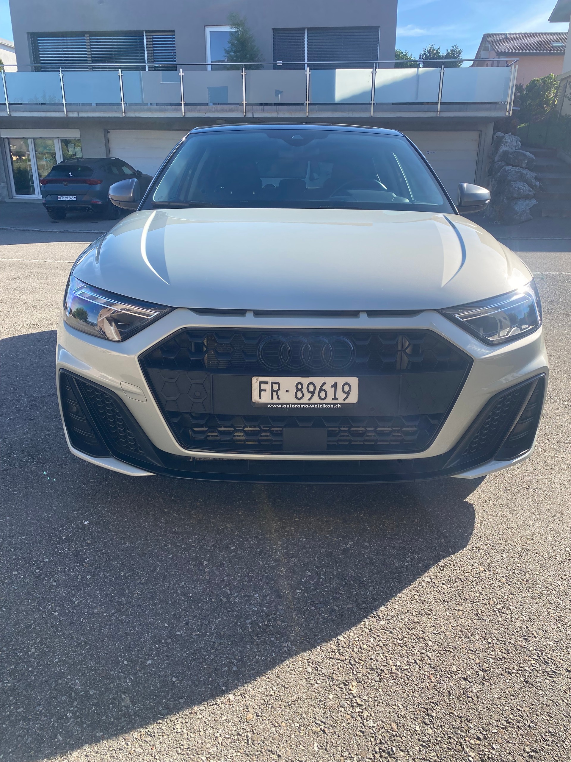 AUDI 2.0 40 TFSI S Line S-Tronic-image-2