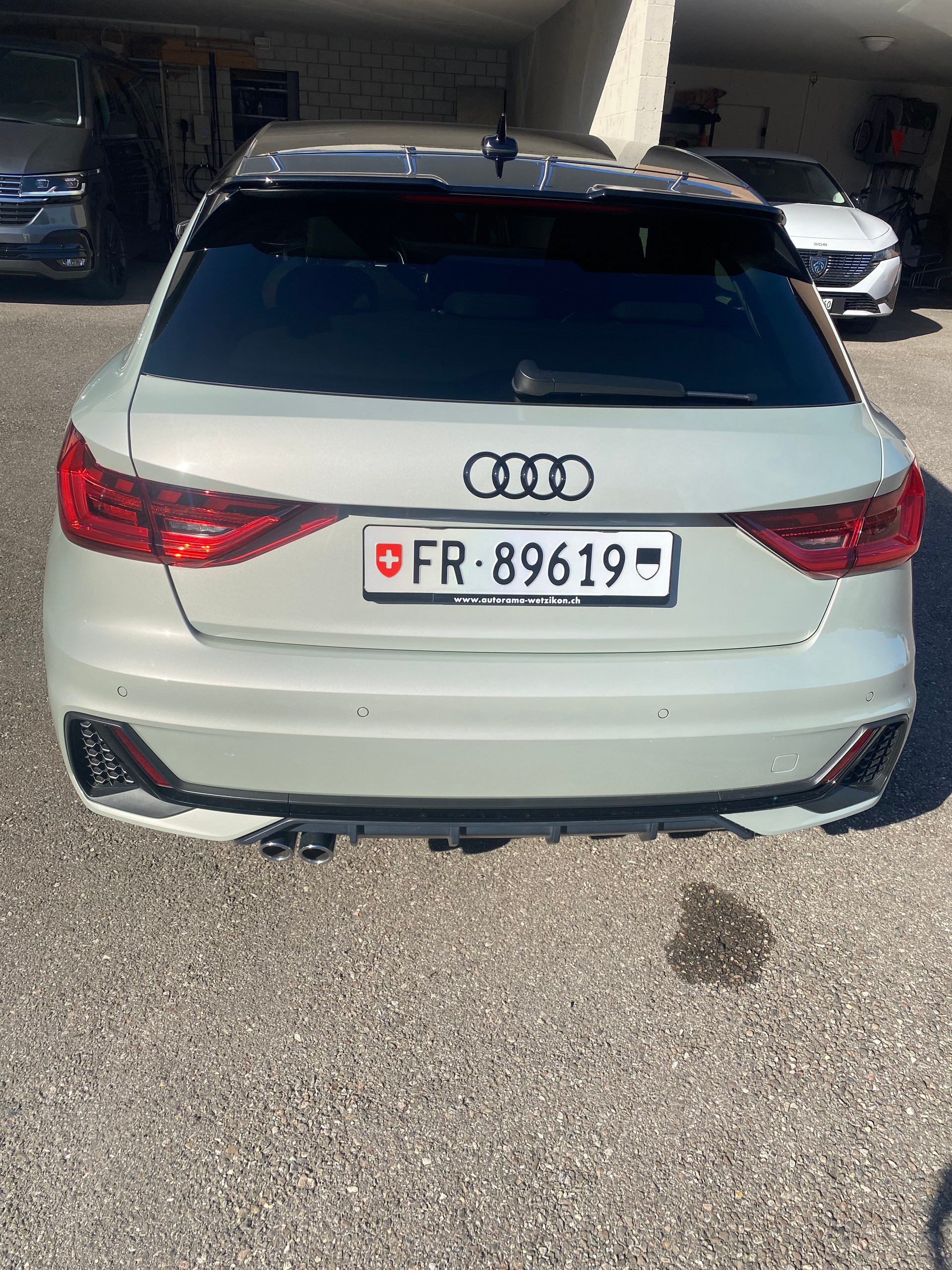 AUDI 2.0 40 TFSI S Line S-Tronic-image-3