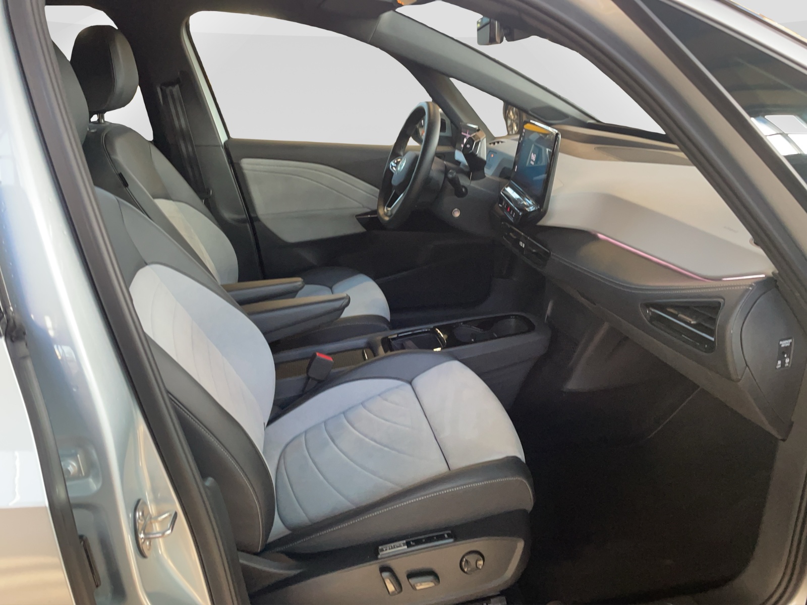 VW ID.3 Pro S-image-13