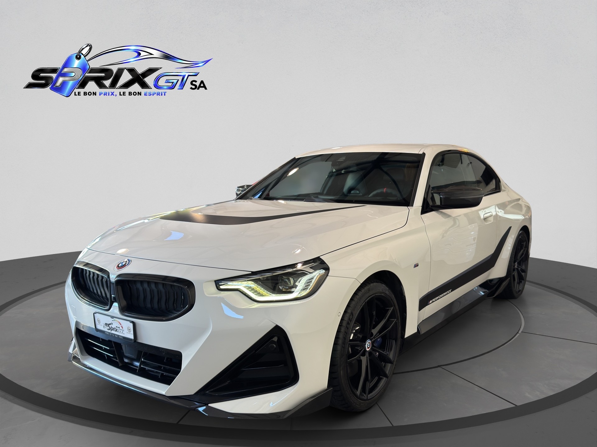BMW M240i xDrive Steptronic-image-0