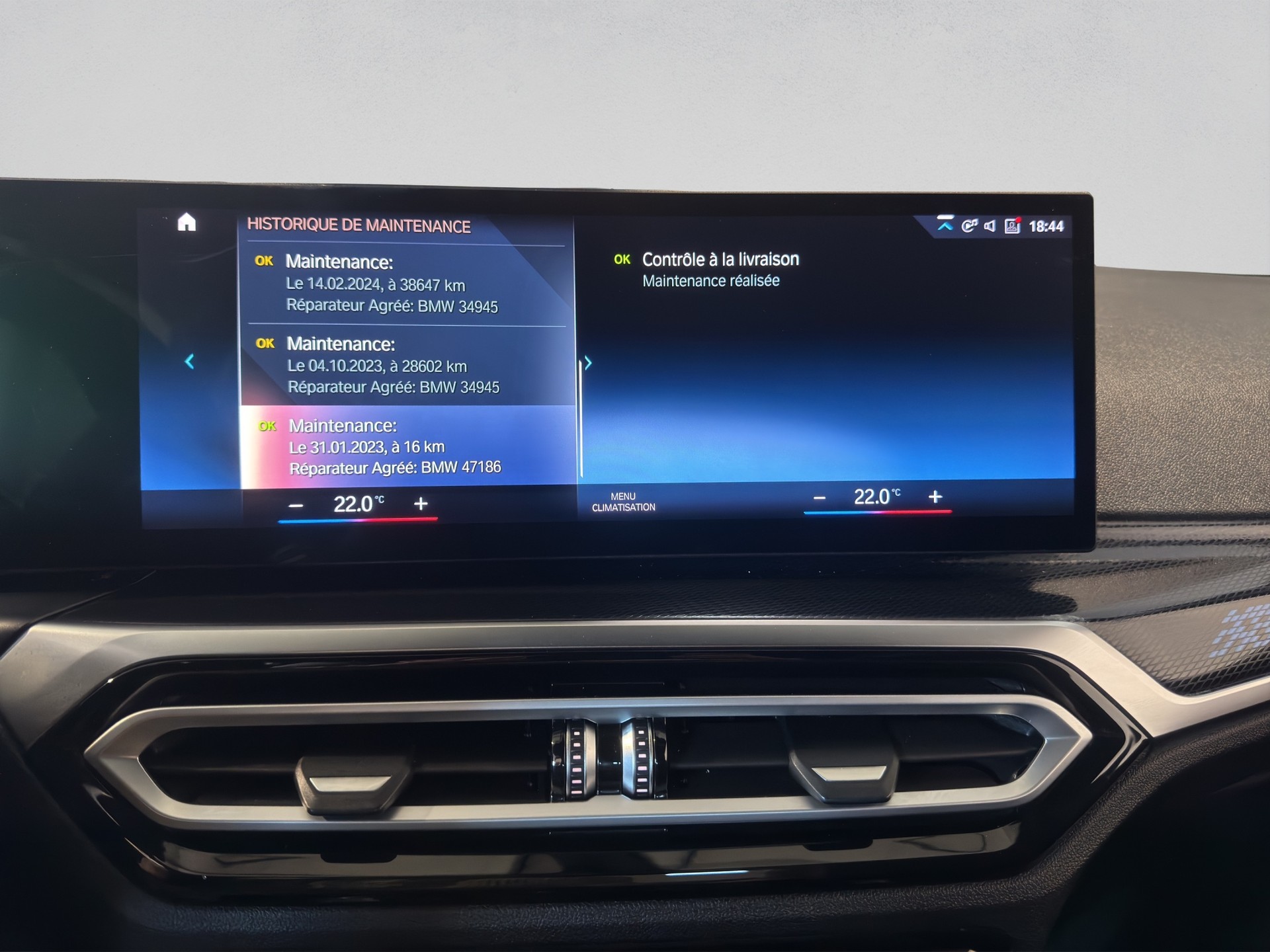 BMW M240i xDrive Steptronic-image-22
