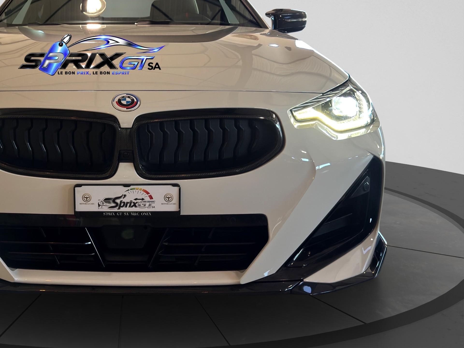 BMW M240i xDrive Steptronic-image-7