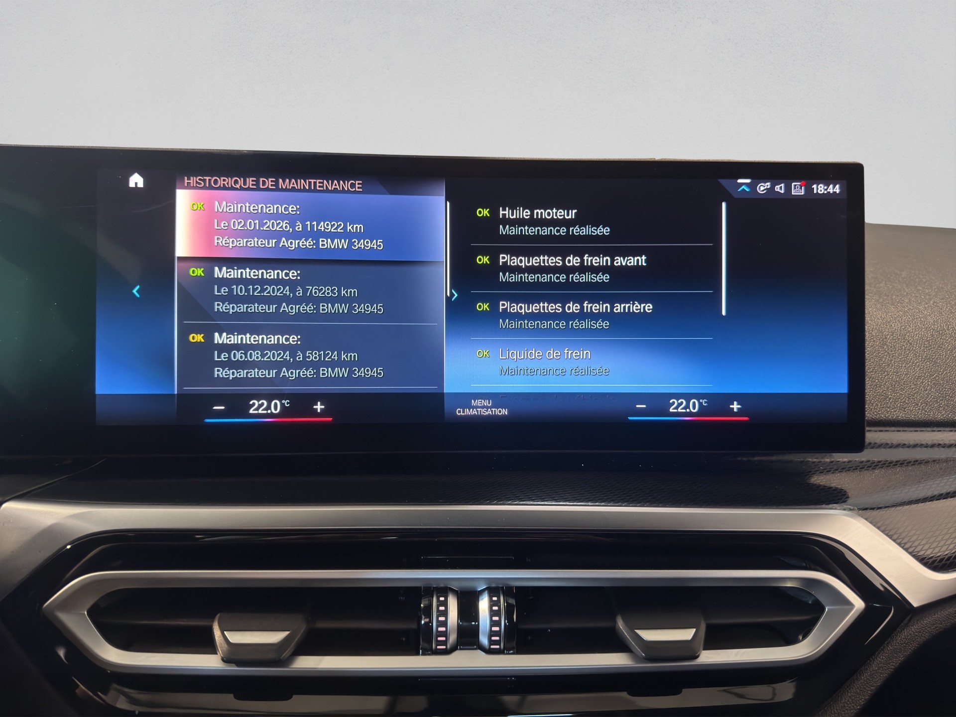 BMW M240i xDrive Steptronic-image-21