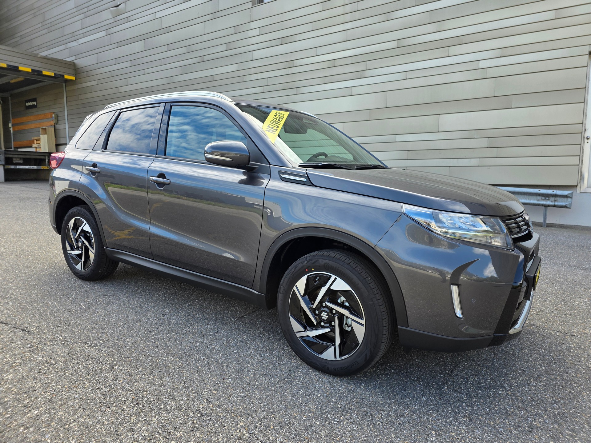 SUZUKI Vitara 1.4 Boosterjet Compact + 4x4 Hybrid-image-8