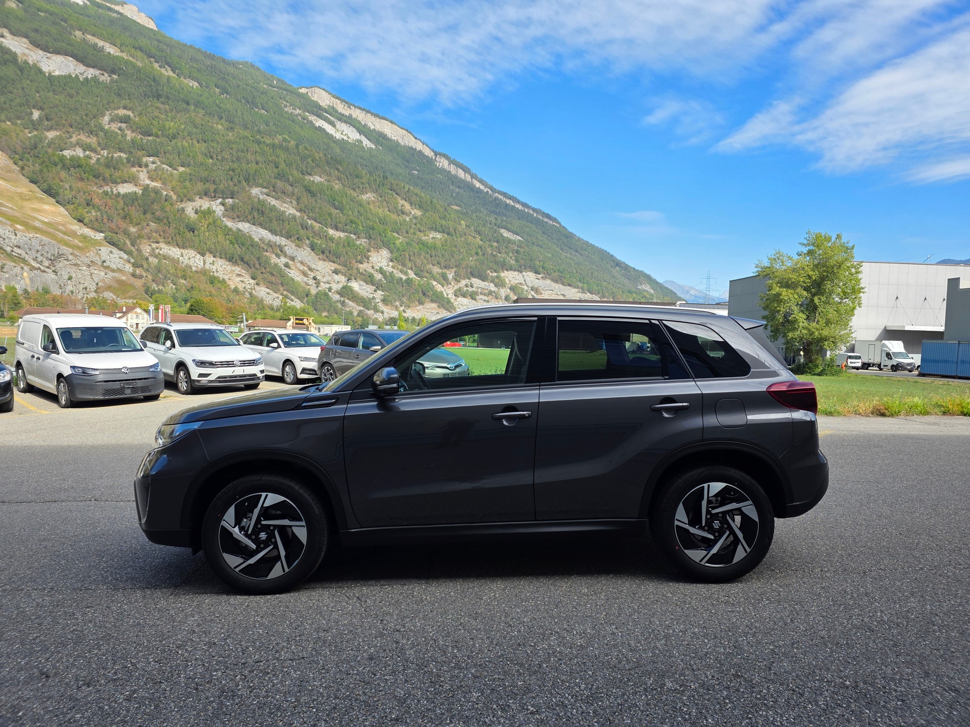SUZUKI Vitara 1.4 Boosterjet Compact + 4x4 Hybrid-image-15