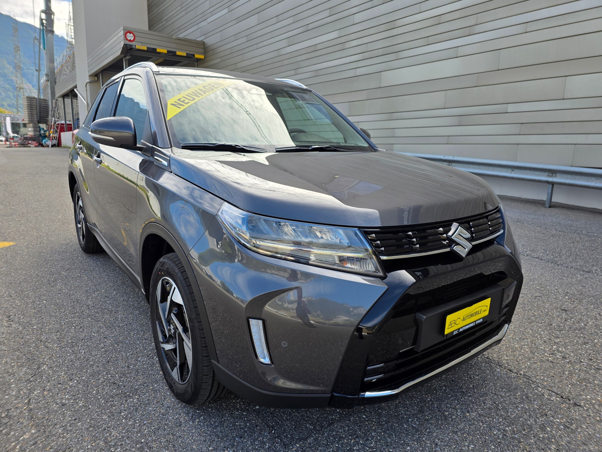 SUZUKI Vitara 1.4 Boosterjet Compact + 4x4 Hybrid-image-5