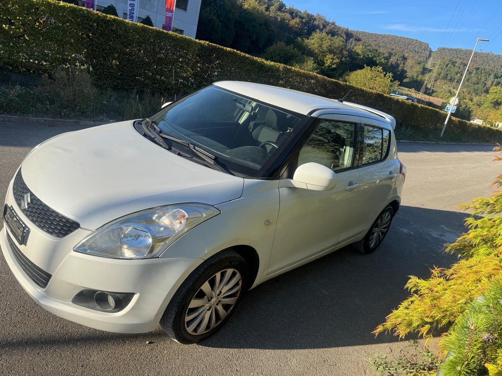 SUZUKI Swift 1.2i 16V GL Top 4x4-image-0
