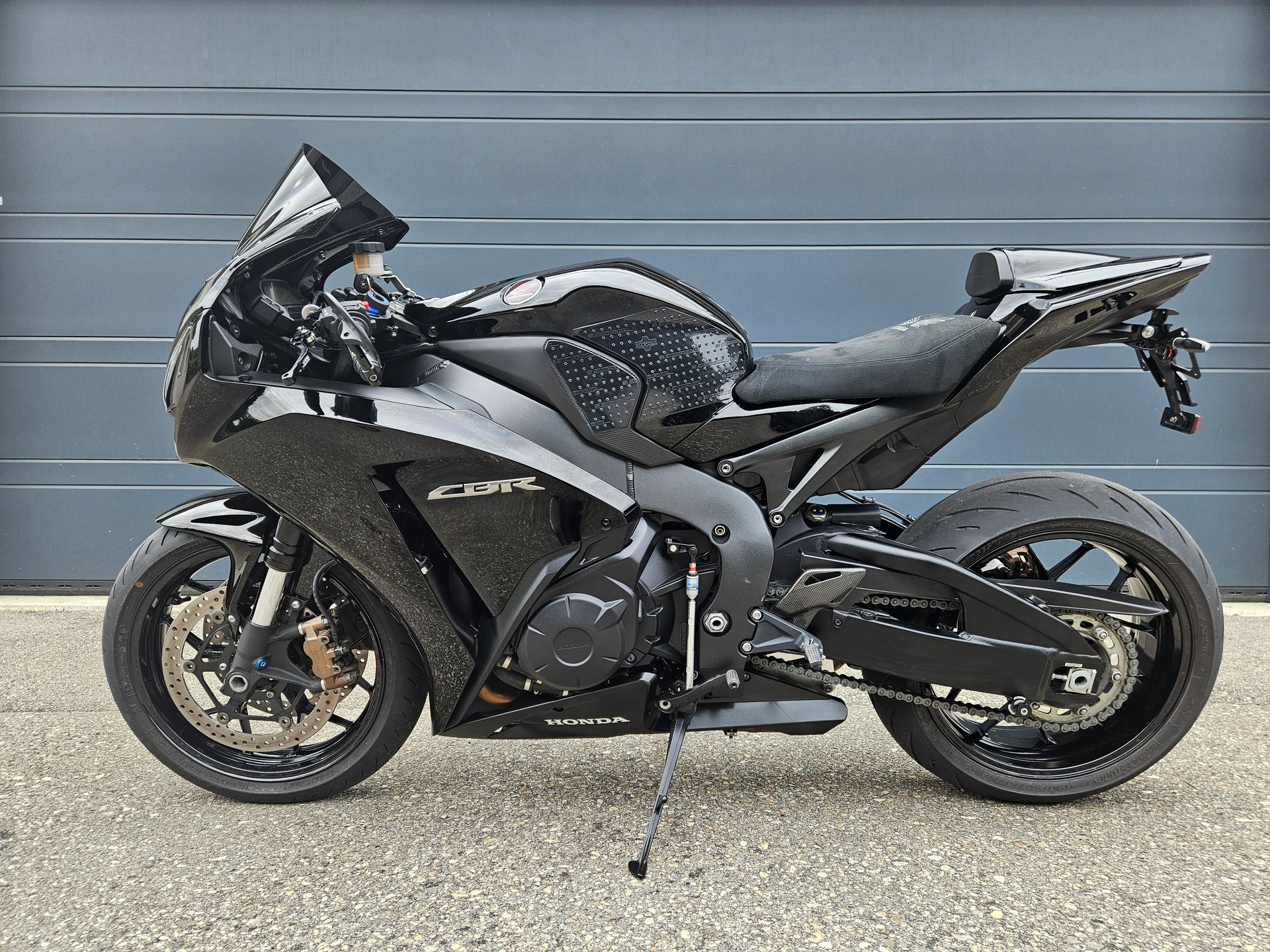 HONDA CBR 1000 RA ABS-showroom-element-1