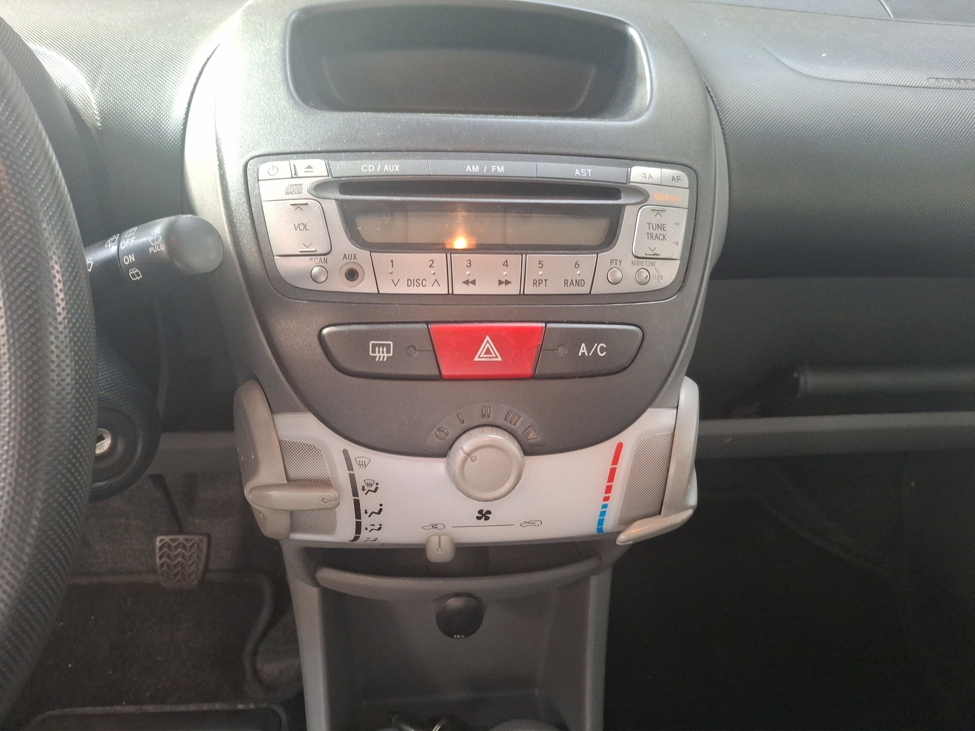 TOYOTA Aygo 1.0 blue MultiMode-image-9