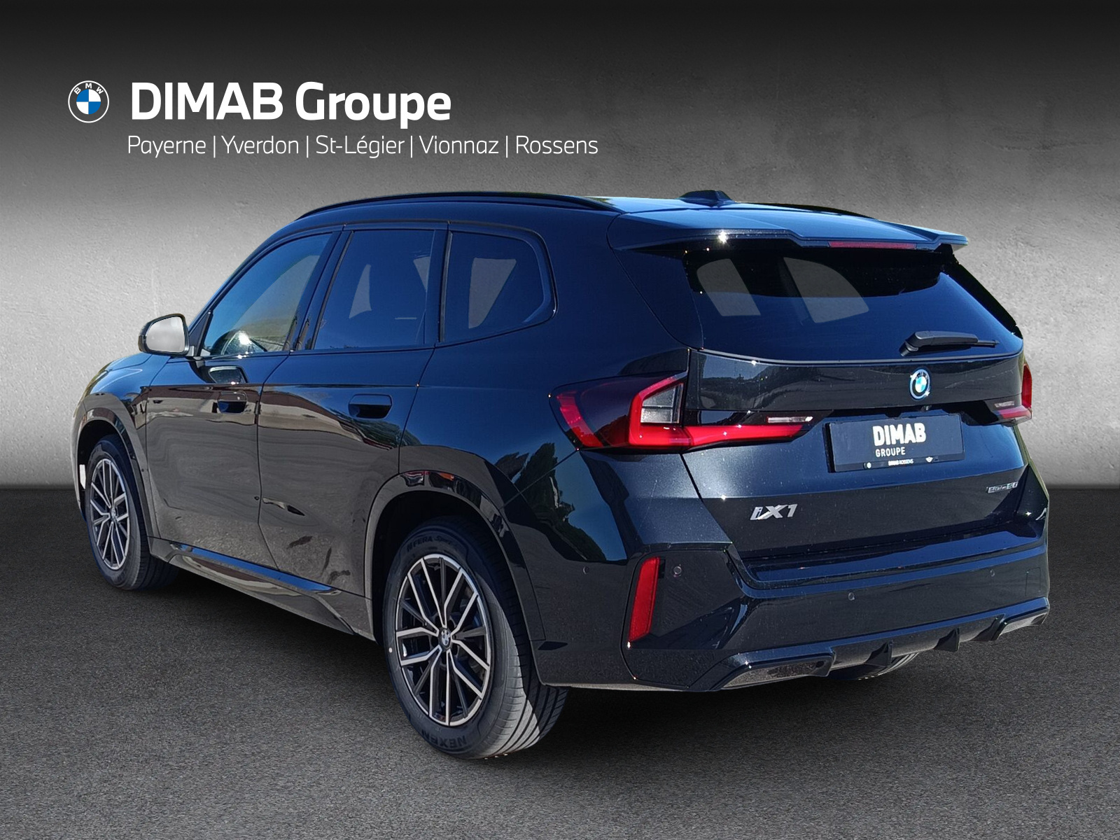 BMW iX1 eDrive 20 Edition M Sport-showroom-element-2