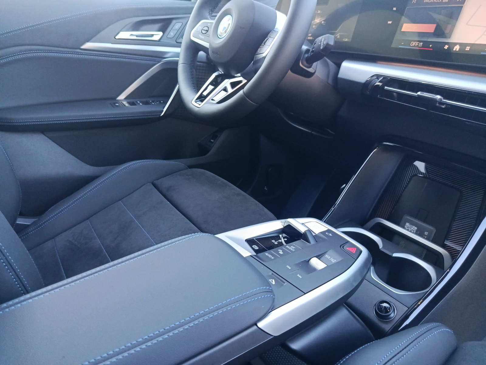 BMW iX1 eDrive 20 Edition M Sport-image-14