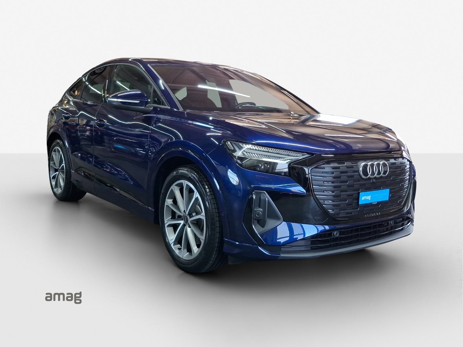 AUDI Q4 Sportback e-tron 45 Attraction quattro-image-5