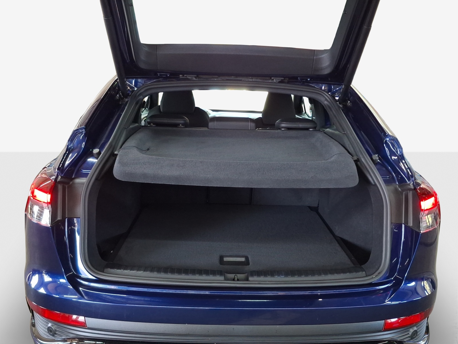 AUDI Q4 Sportback e-tron 45 Attraction quattro-image-12