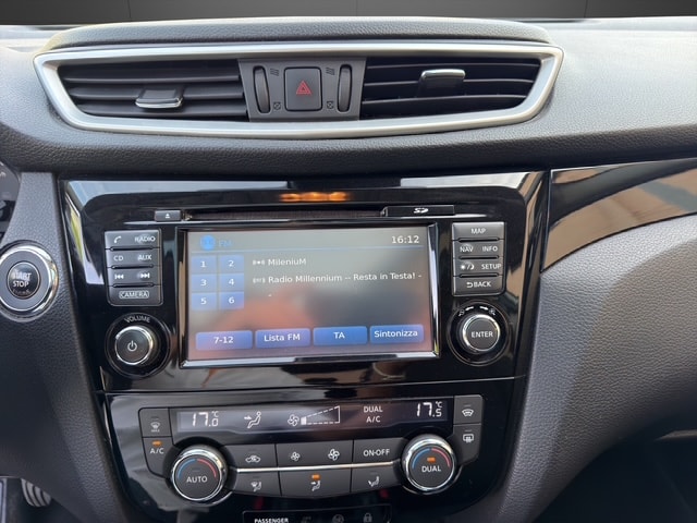 NISSAN Qashqai 1.6 dCi tekna ALL-MODE 4x4-image-12