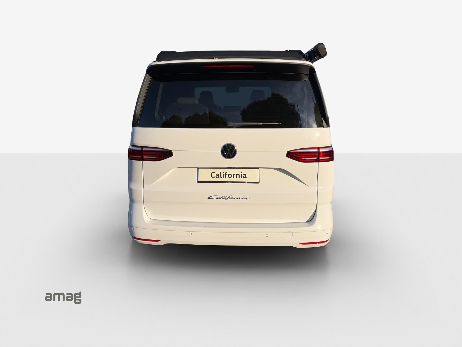 VW California 2.0 TDI Beach Liberty-showroom-element-3