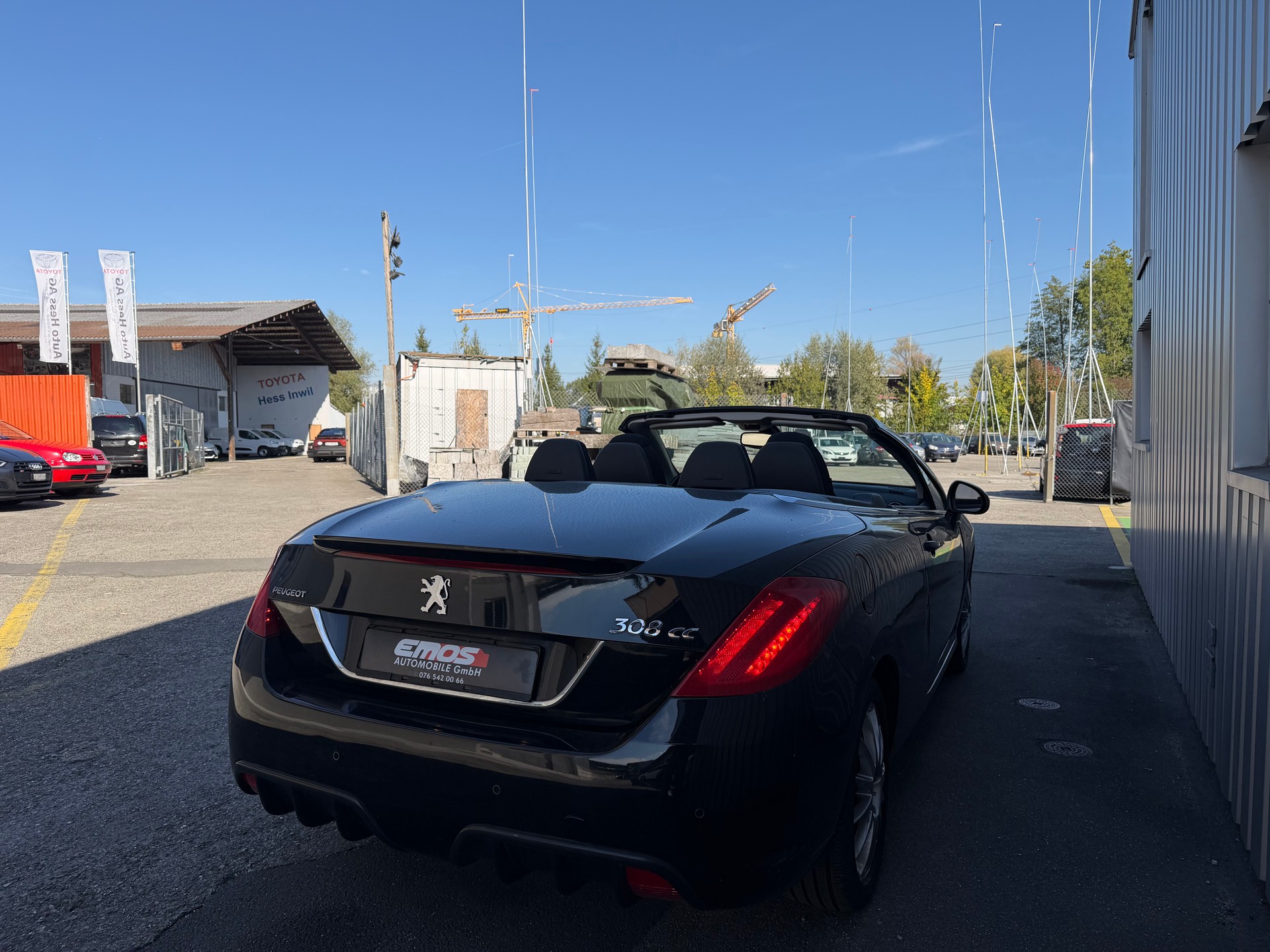 PEUGEOT 308 CC 1.6 16V VTi Sport-image-3