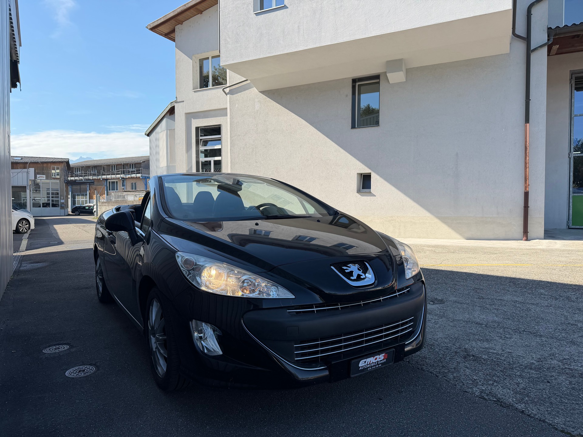 PEUGEOT 308 CC 1.6 16V VTi Sport-image-1