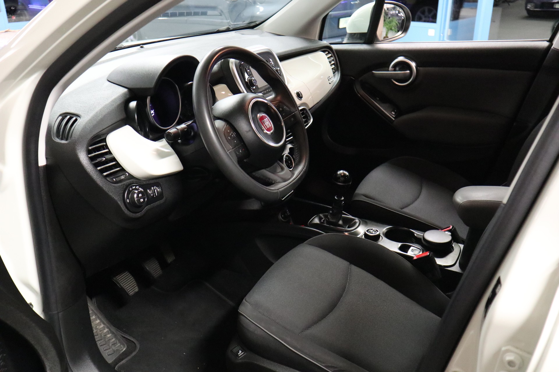 FIAT 500X 1.4 MultiAir Pop Star-image-10