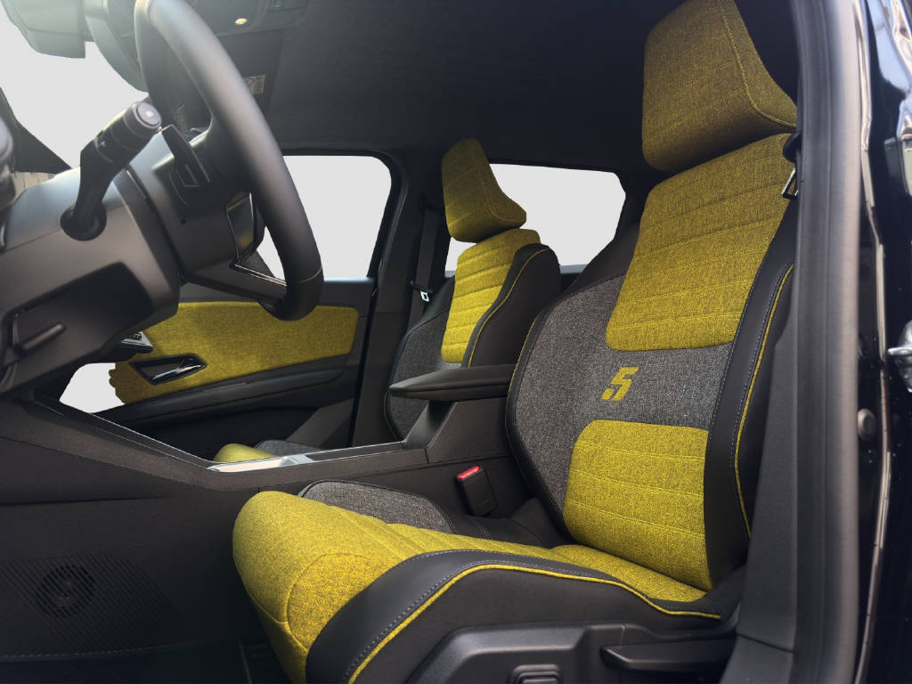 RENAULT R5 E-Tech Comfort Range iconic five-image-10