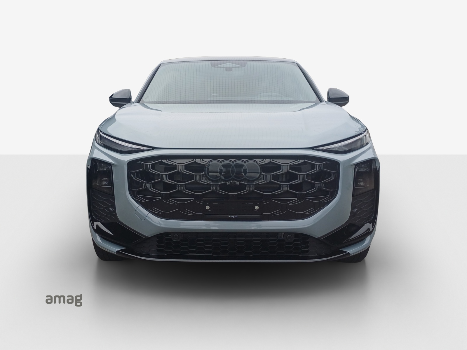 AUDI Q3 Sportback e-hybrid 200 kW S tronig-image-6