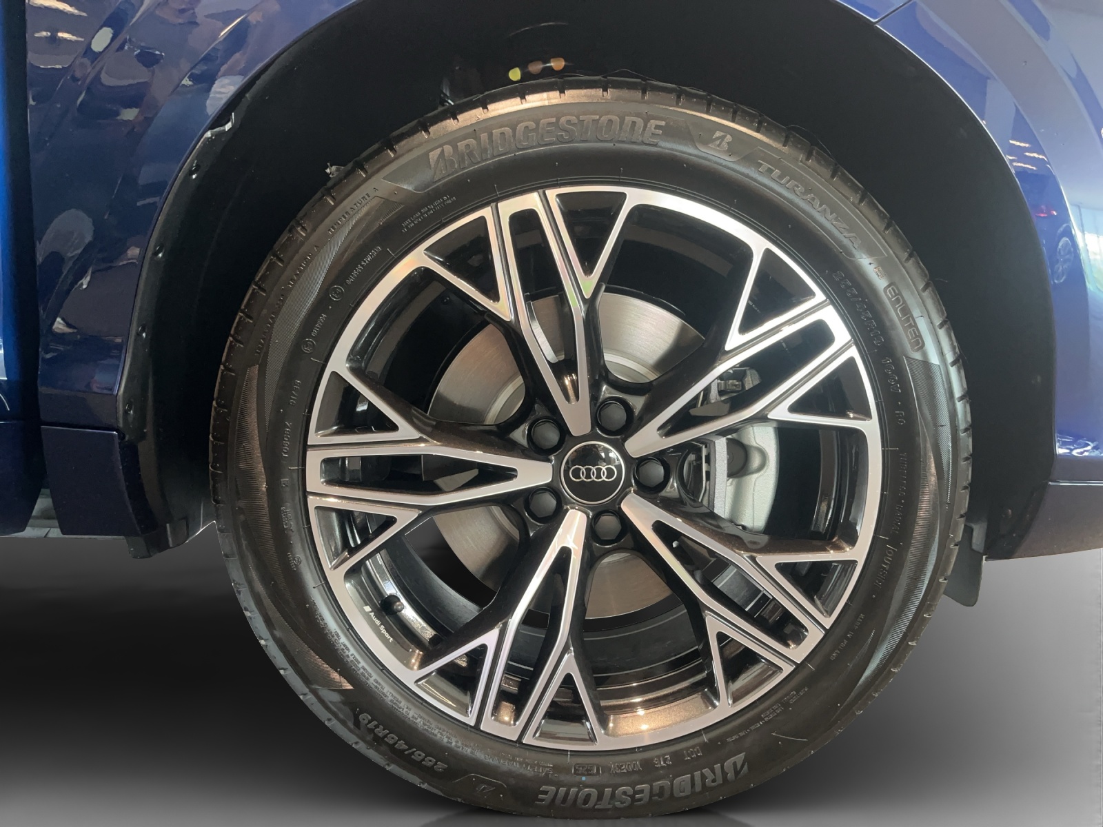 AUDI Q3 Sportback e-hybrid 200 kW S tronig-image-13