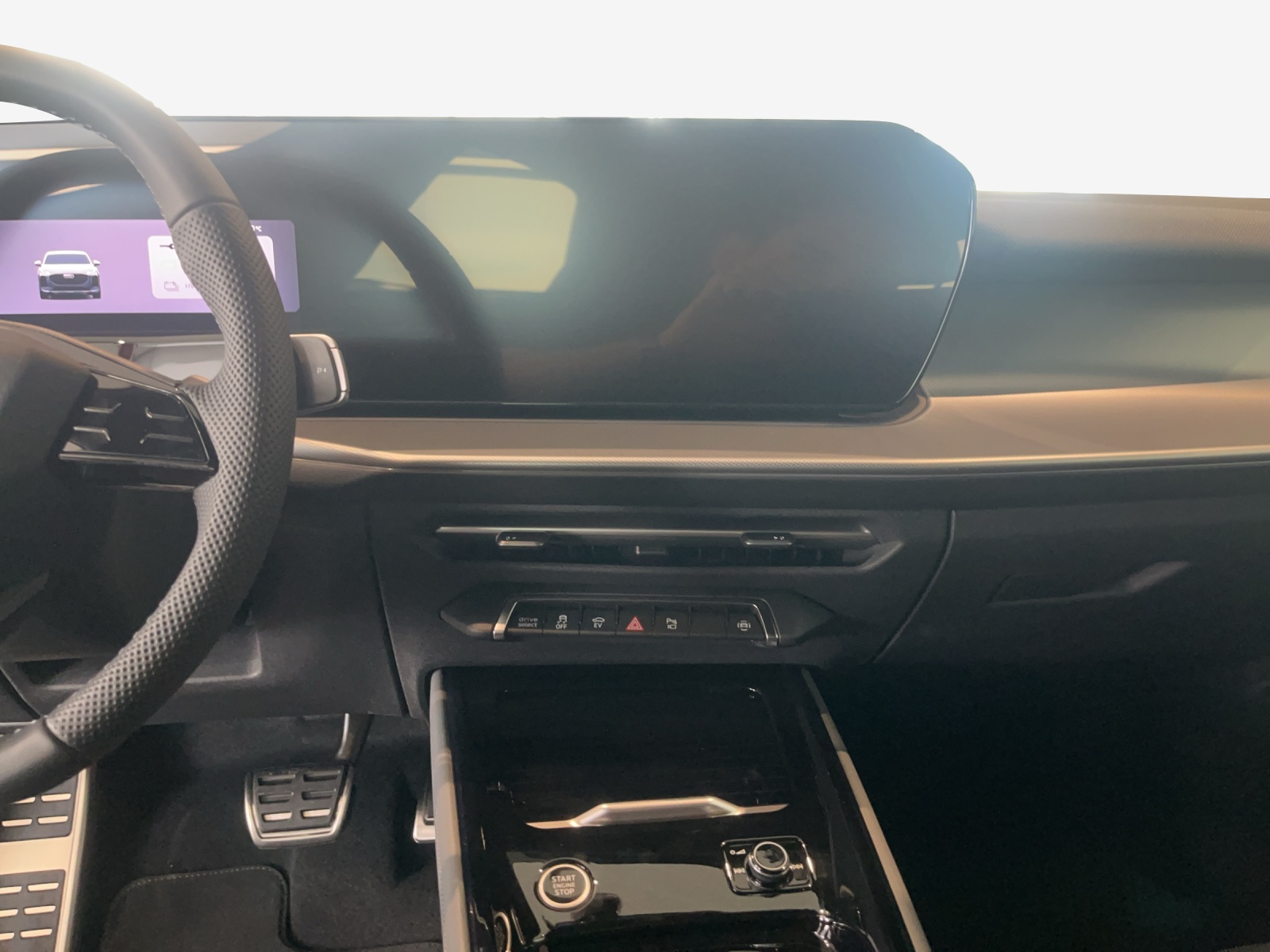 AUDI Q3 Sportback e-hybrid 200 kW S tronig-image-10