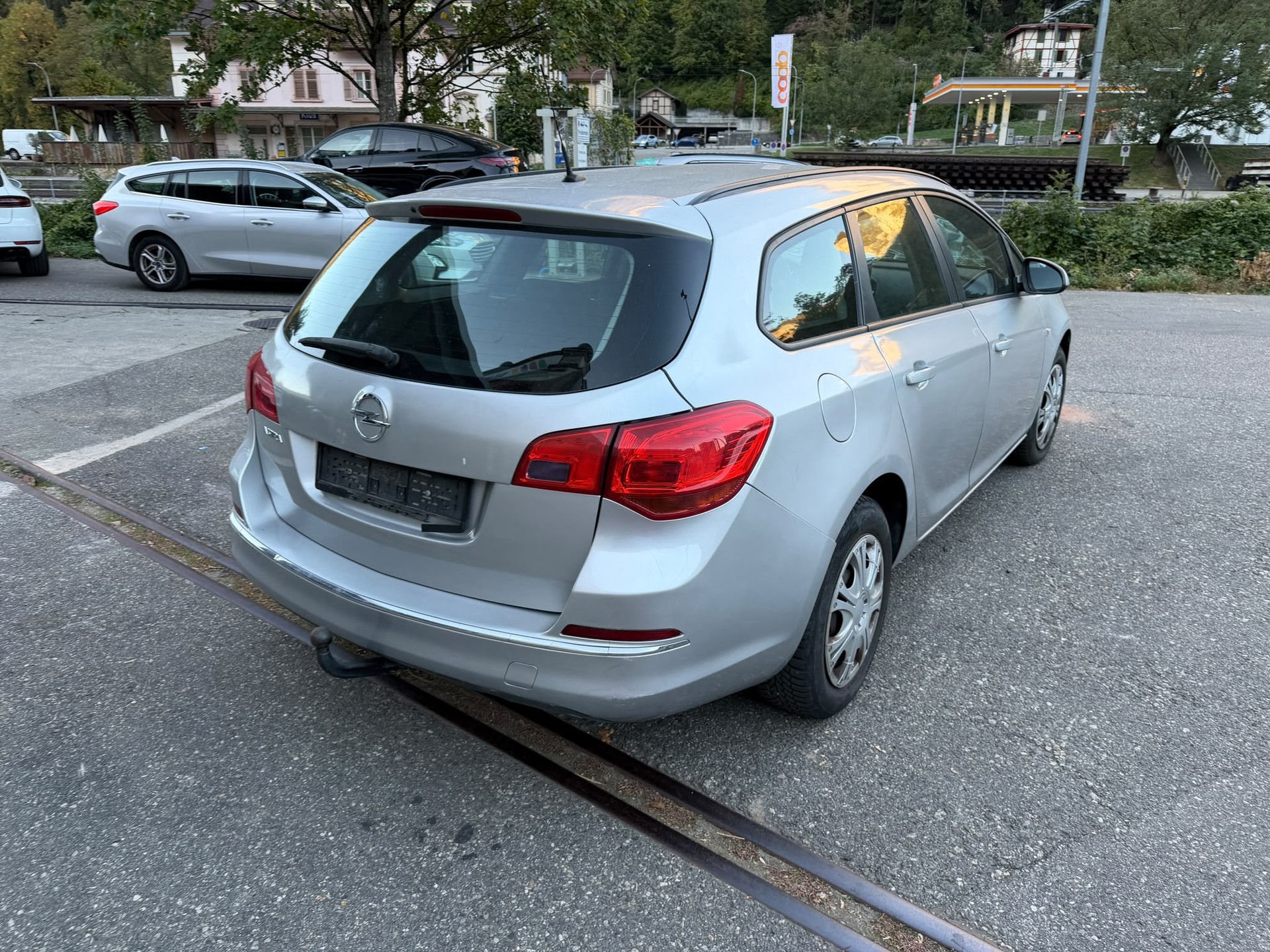 OPEL Astra SportsTourer 1.4i 16V Turbo Drive-image-3