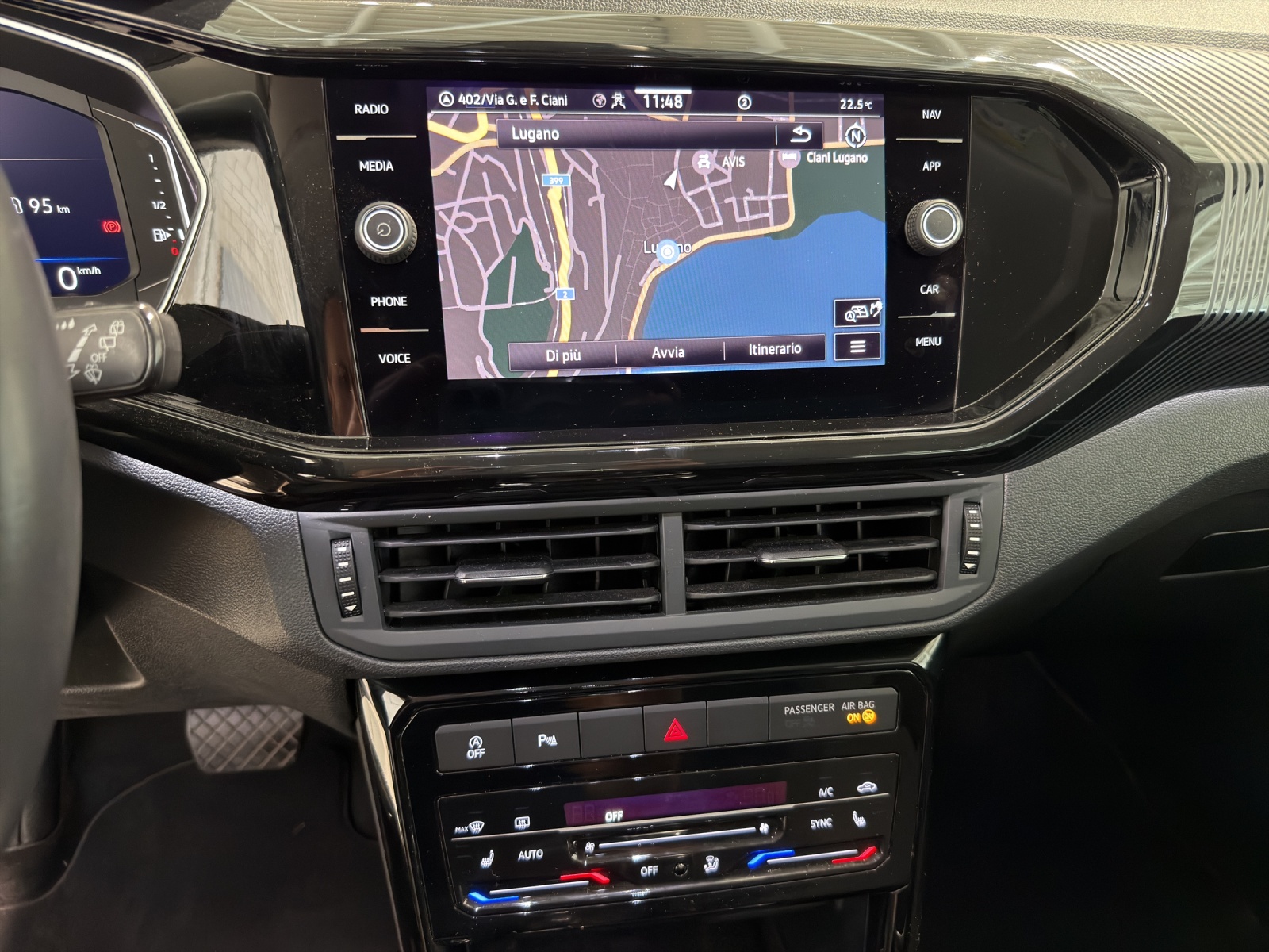 VW T-Cross 1.0 TSI Style DSG-image-10