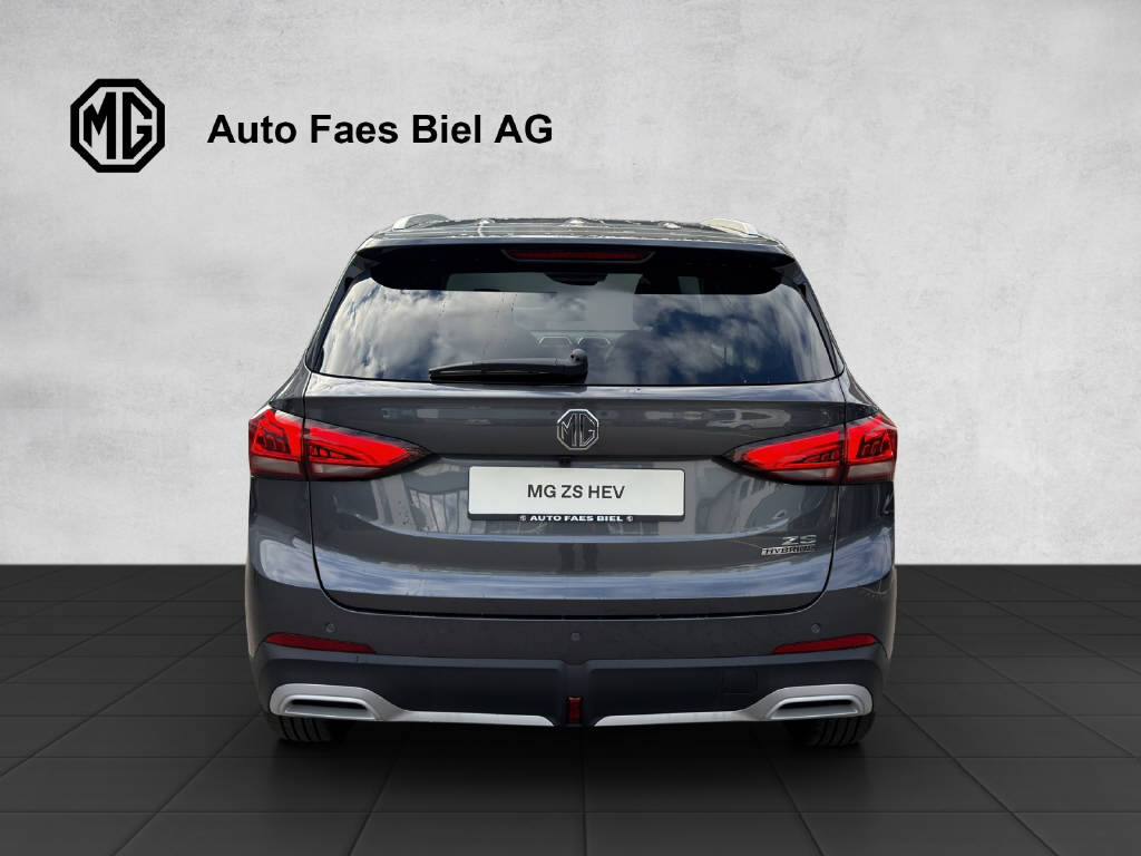 MG ZS 1.5 Hybrid+ Luxury-image-4