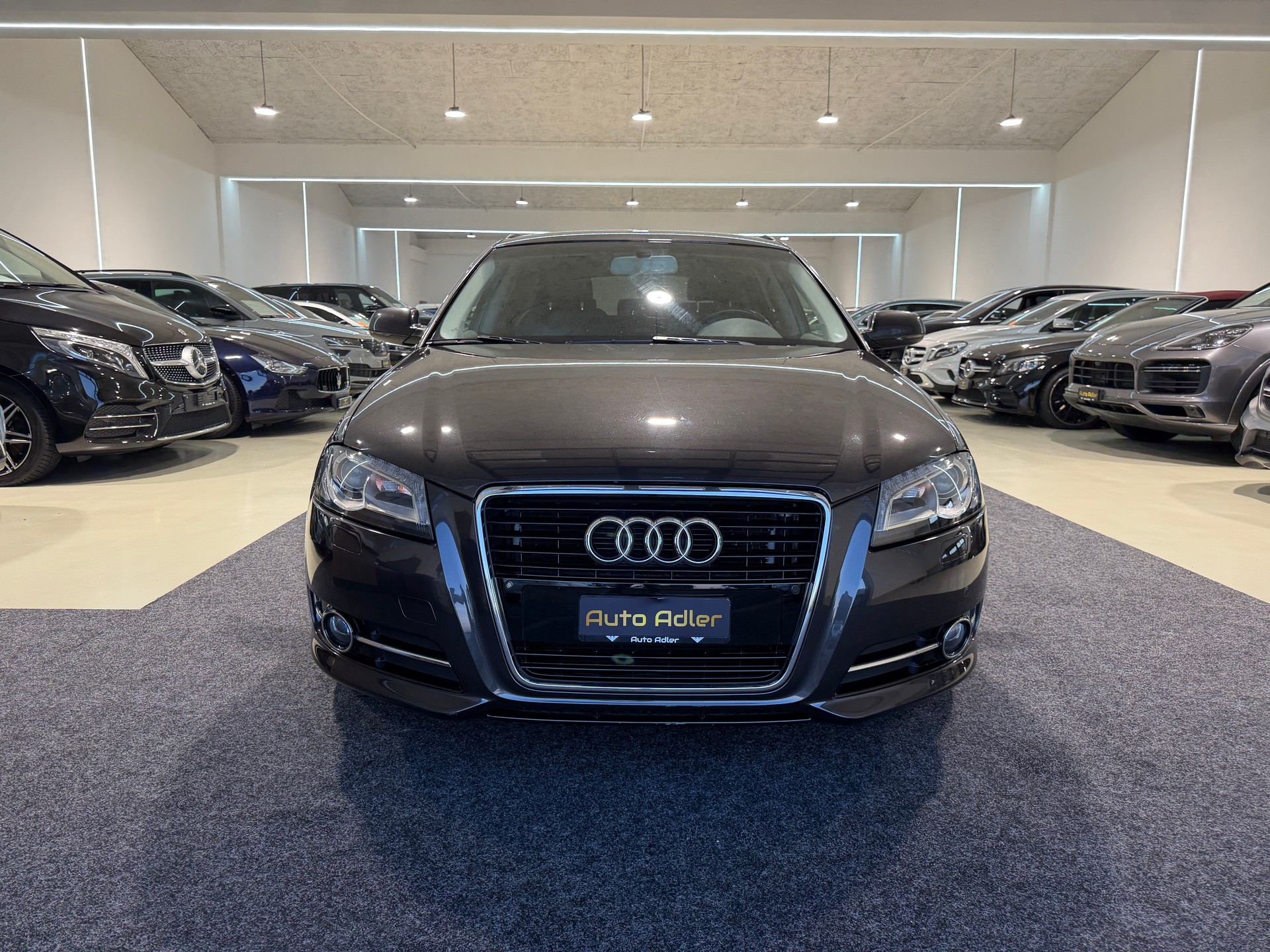 AUDI A3 Sportback 1.8 TFSI Ambition S-tronic S LINE-showroom-element-3