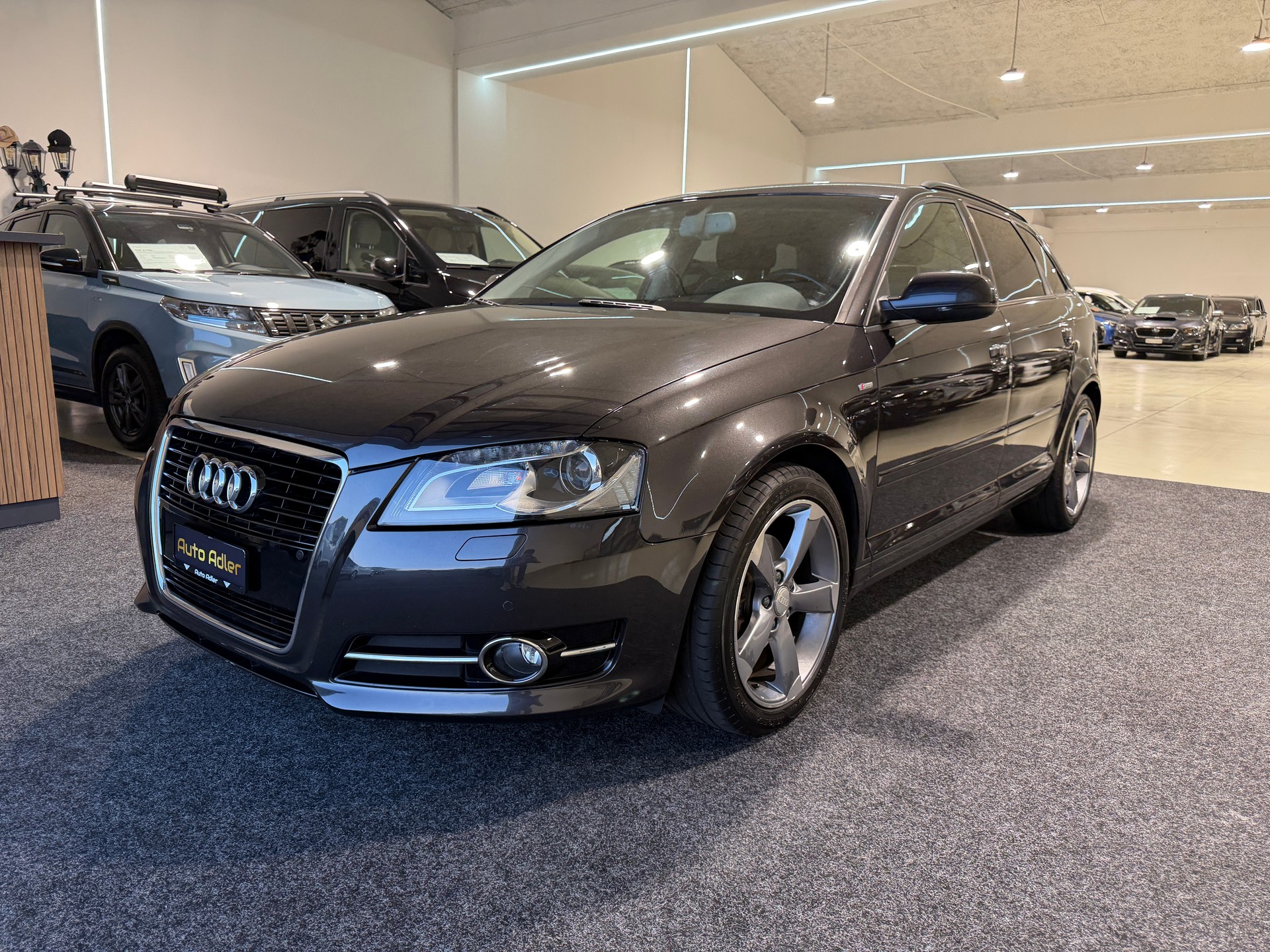 AUDI A3 Sportback 1.8 TFSI Ambition S-tronic S LINE