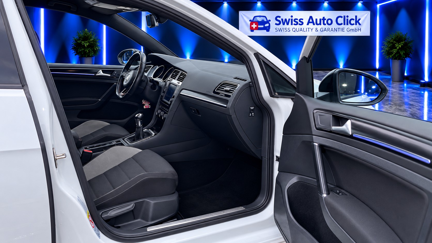 VW Golf 2.0 TSI R 4Motion-image-12