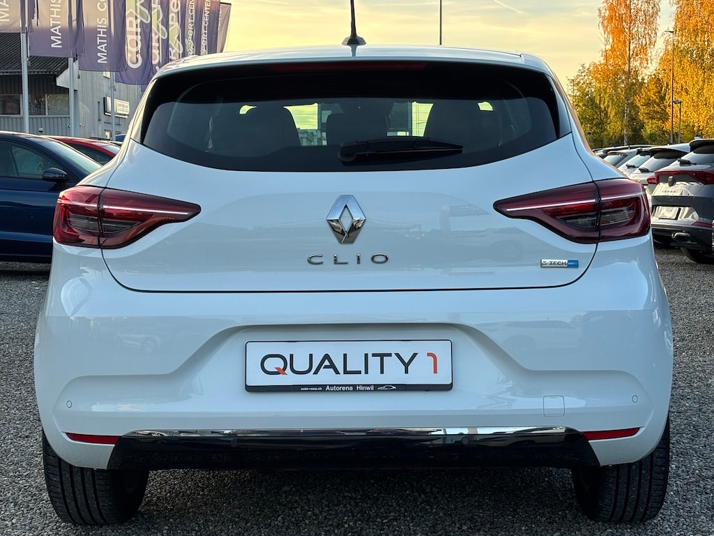 RENAULT Clio 1.6 E-Tech Intens-image-4
