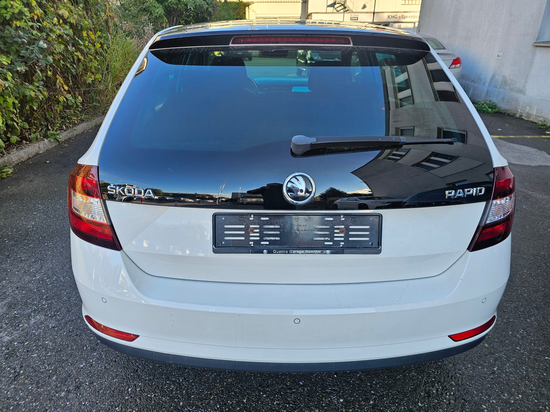 SKODA Rapid Spaceback 1.2 TSI Ambition-image-9