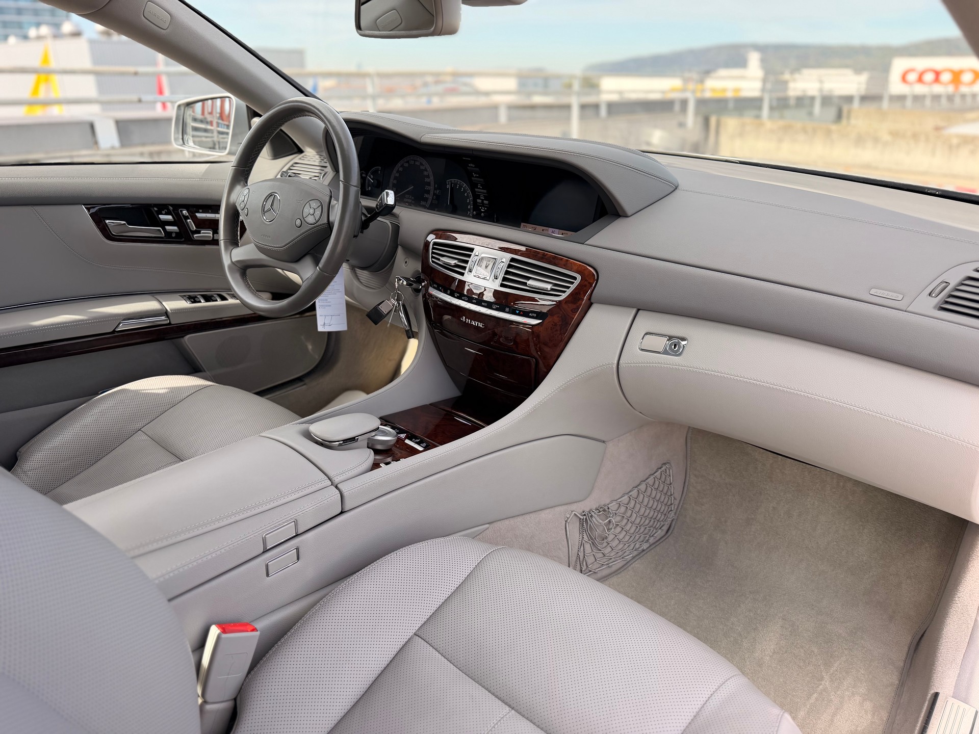 MERCEDES-BENZ CL 500 4Matic 7G-Tronic-image-8