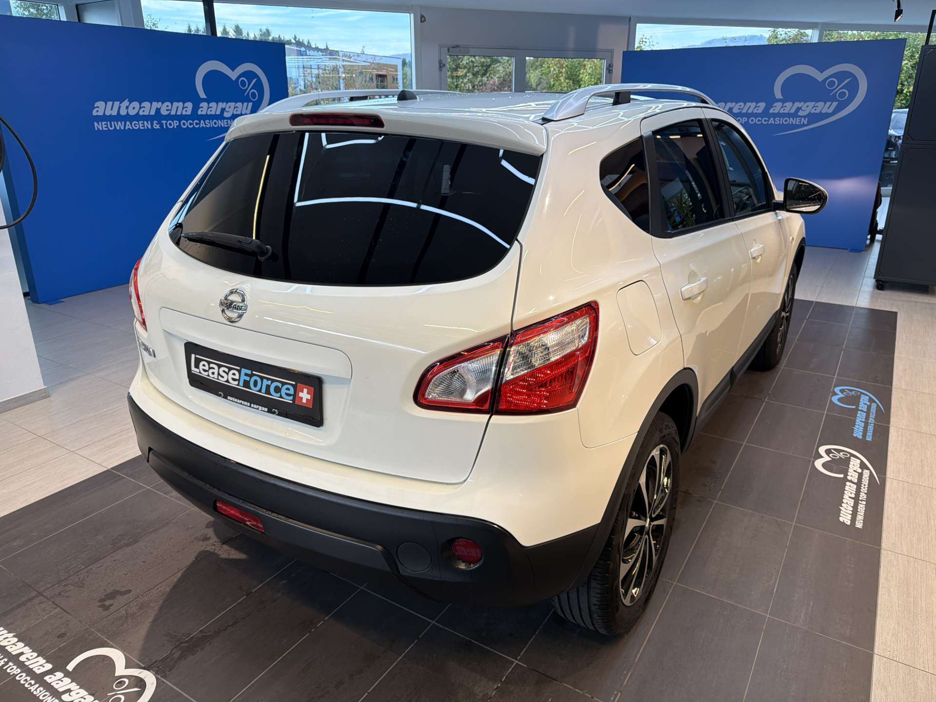 NISSAN Qashqai 2.0 acenta XTronic CVT-Automat-showroom-element-2