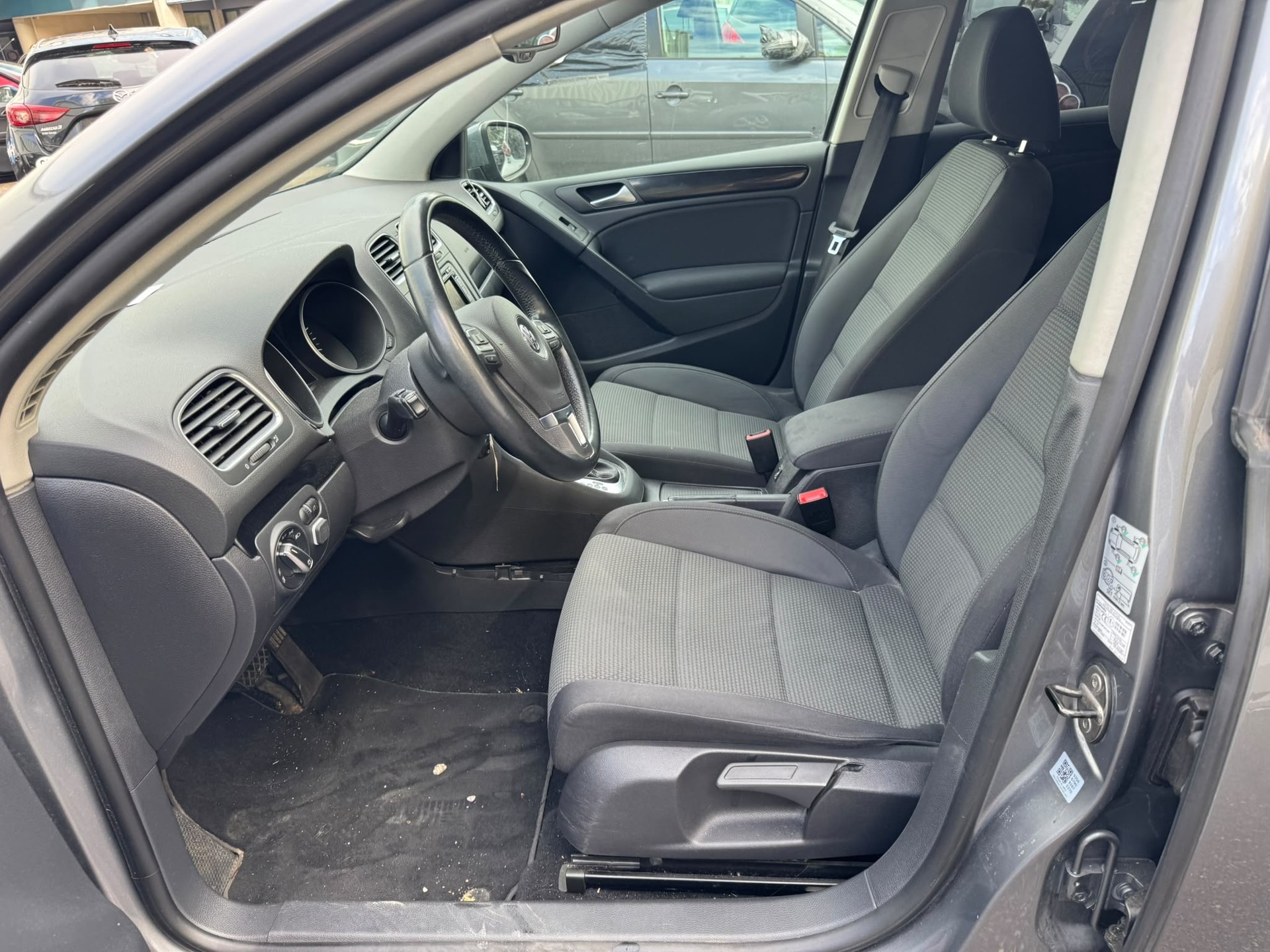 VW Golf 1.4 TSI Comfortline DSG-image-9