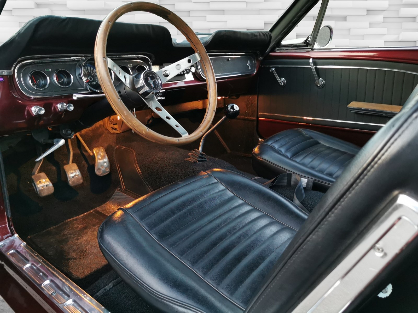 FORD MUSTANG 66er 3.3L R6-image-8
