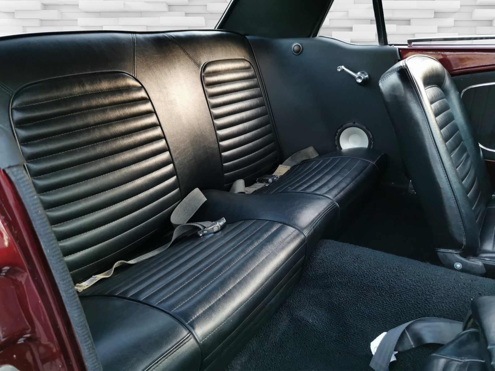 FORD MUSTANG 66er 3.3L R6-image-12