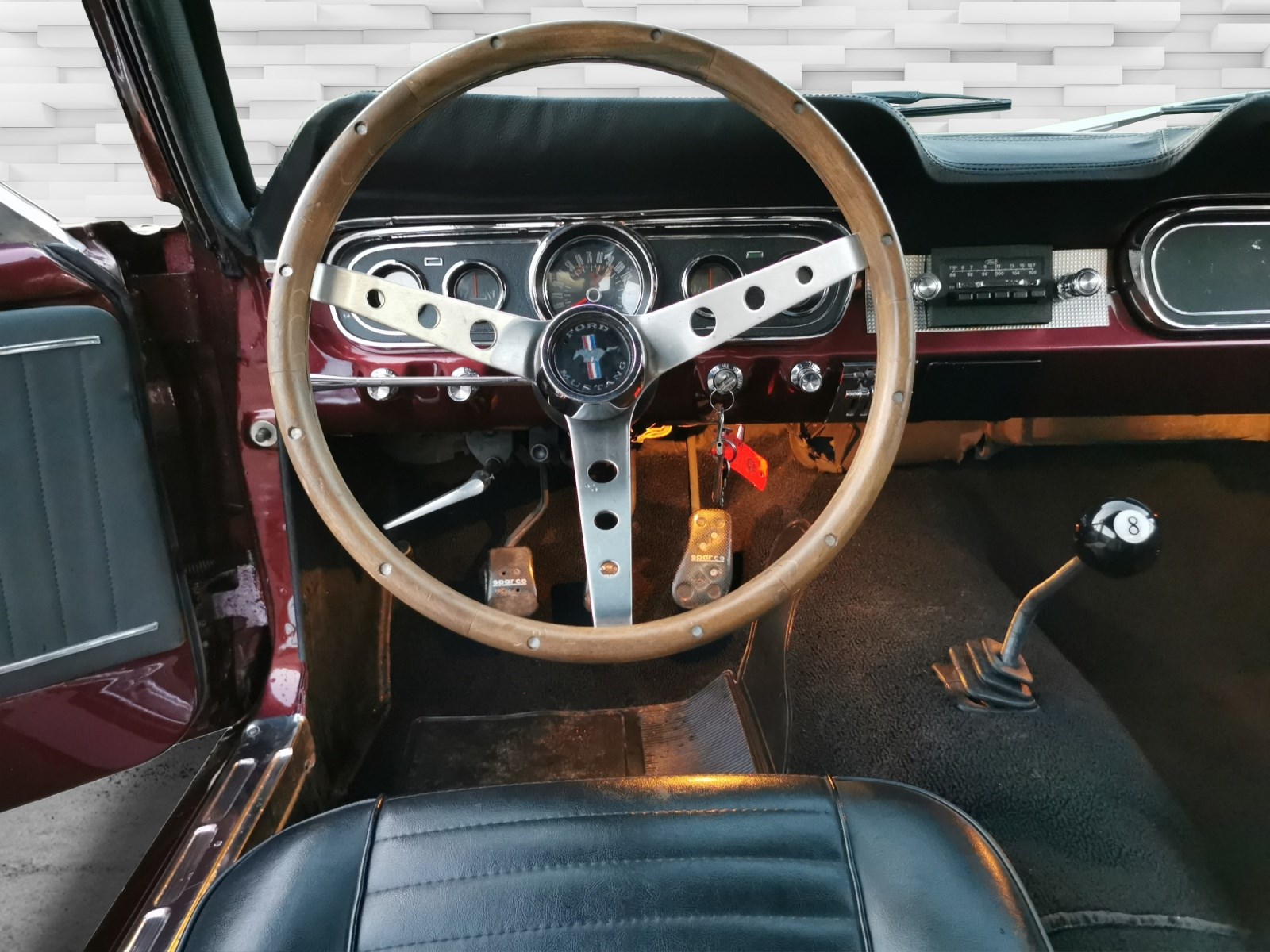 FORD MUSTANG 66er 3.3L R6-image-9