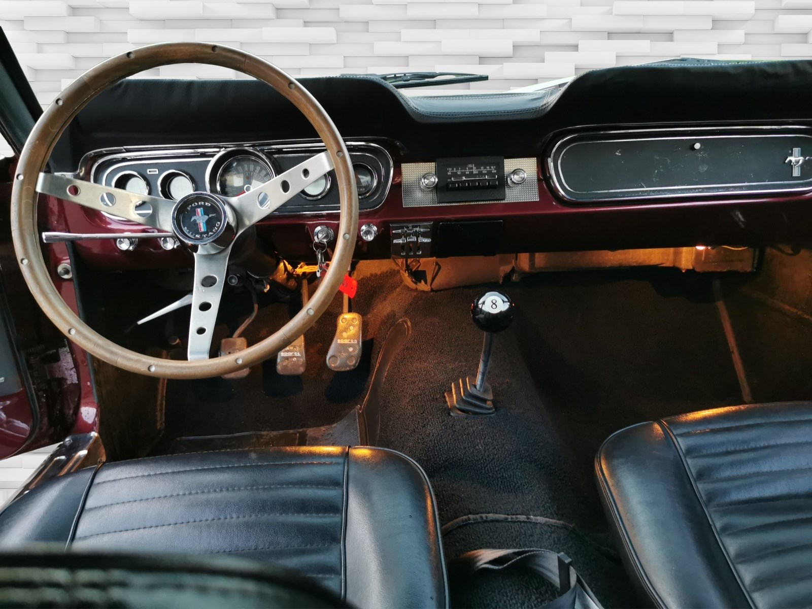 FORD MUSTANG 66er 3.3L R6-image-10