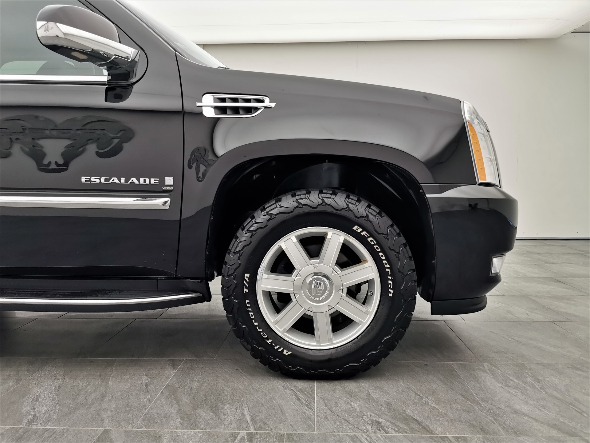 CADILLAC Escalade 6.2 Sport Luxury-image-6