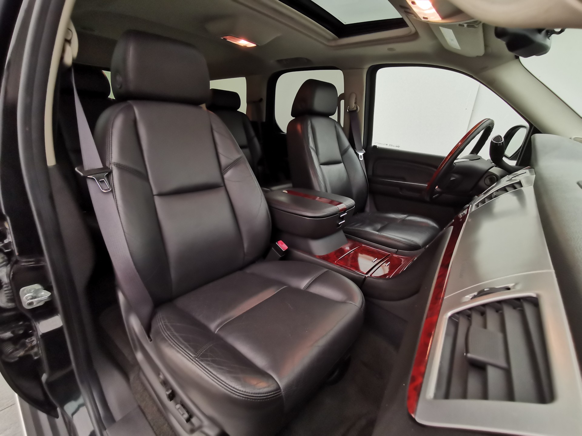CADILLAC Escalade 6.2 Sport Luxury-image-15